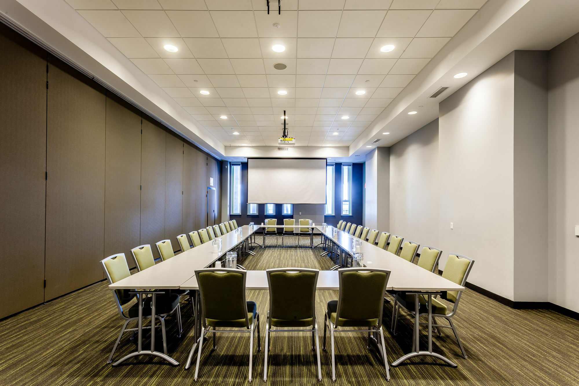 Residence & Conference Centre - Toronto Downtown Екстериор снимка
